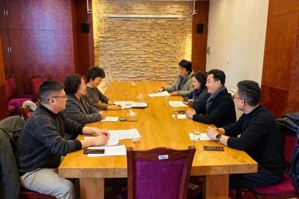 民进国产亚洲精品美女久久久委员会召开2025年第一次工作会议2_副本.jpg 民进国产亚洲精品美女久久久委员会召开2025年第一次工作会议2_副本.jpg